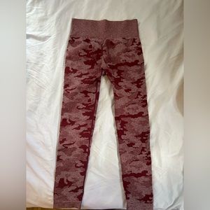 Berry red camo high waisted workout leggings (size large)